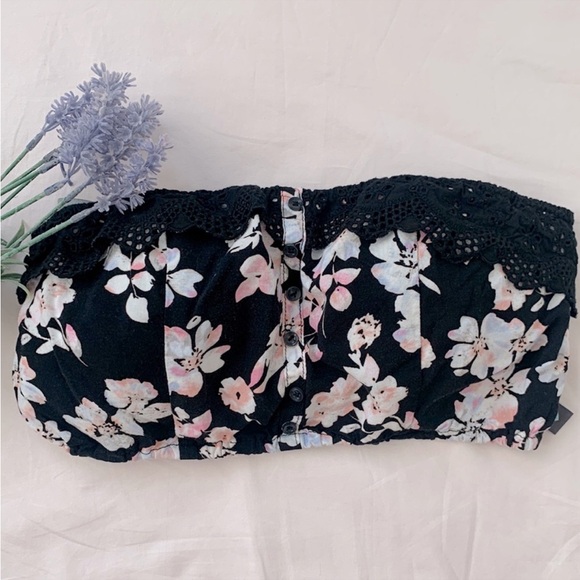 Kendall & Kylie bandeau crop top, button and lace detail, black floral, size M - Picture 1 of 8